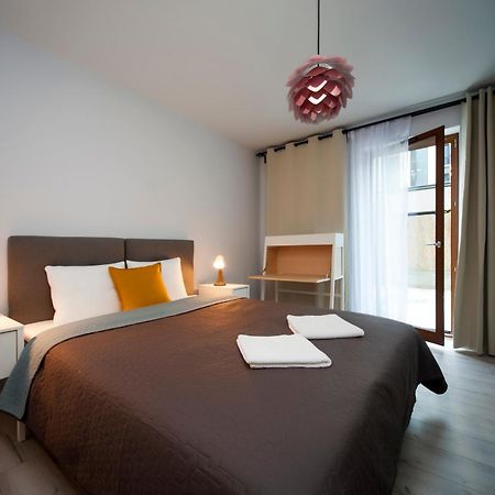 Very Berry - Maratonska 3 - Business Apartment, Garden, Check In 24H พอซนาน ภายนอก รูปภาพ